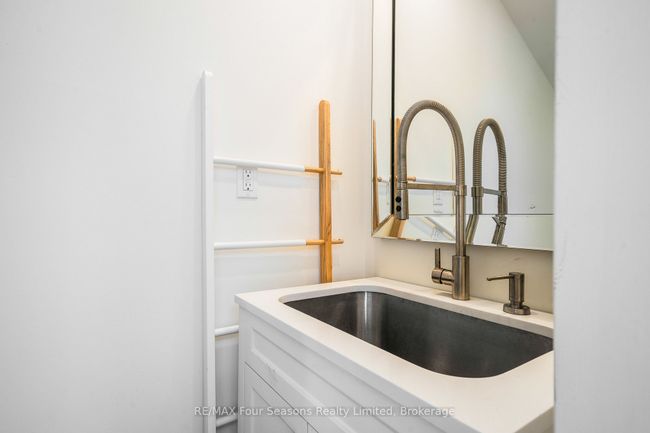 46 Francis St W, House other with 4 bedrooms, 3 bathrooms and 8 parking in Creemore ON | Image 32
