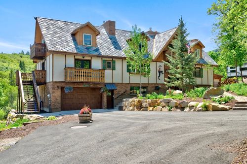 2548 N Nordic Valley Dr, Eden, UT, 84310-5522 | Card Image