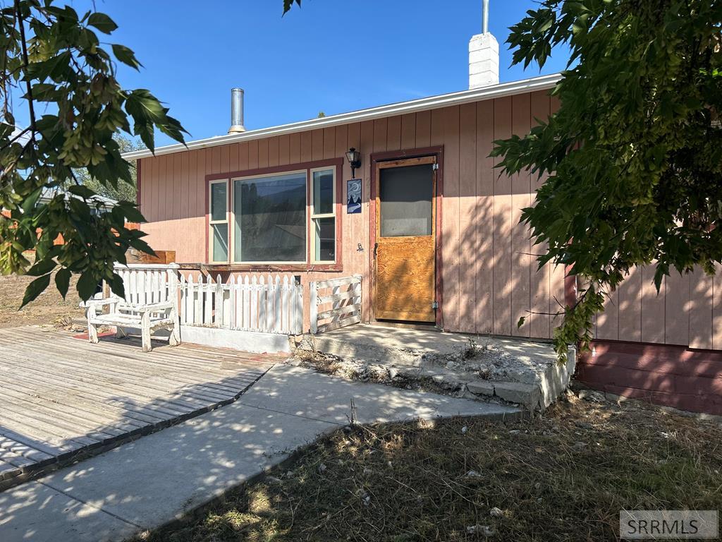 Fairmont St, Salmon, ID 83467