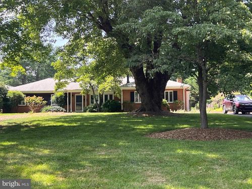 245 Treeline Dr, CHARLES TOWN, WV, 25414-4703 | Card Image