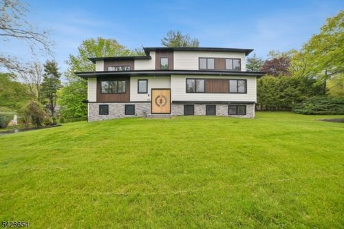 148 Great Hills Rd, Short Hills, NJ, 07078-1276 | Card Image