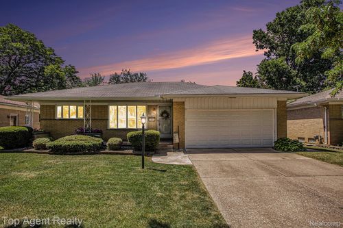 26279 Eureka Dr, Warren, MI, 48091-1165 | Card Image