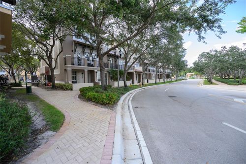 430-430 Sw 147th Ave, Pembroke Pines, FL, 33027-6101 | Card Image