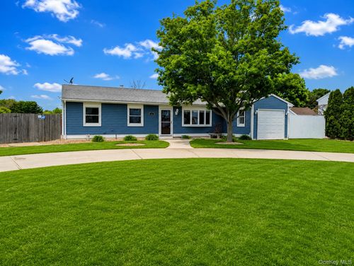 11 Curtis Avenue, Brookhaven, NY, 11713 | Card Image