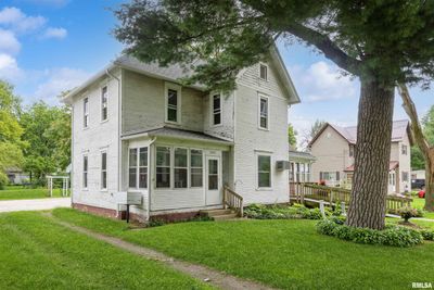 1011 8 Th Street, House other with 5 bedrooms, 1 bathrooms and null parking in Erie IL | Image 1