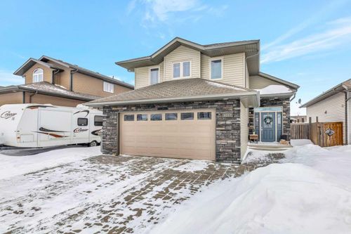 4112 74 Ave, Lloydminster, AB, T9V2H6 | Card Image