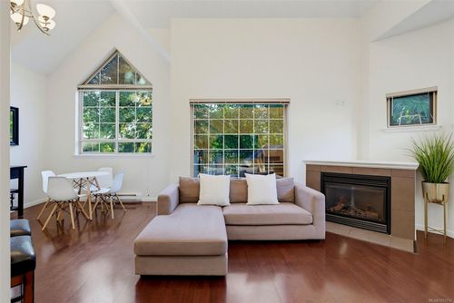 207-791 Station Ave, Langford, BC, V9B0E6 | Card Image