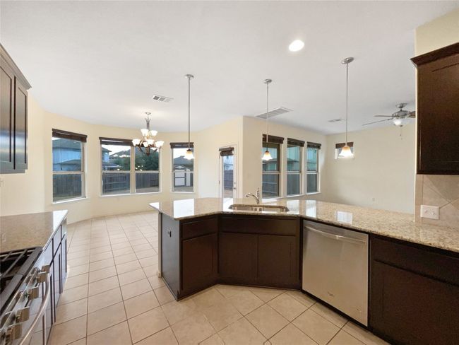 5405 Daimler Dr, House other with 3 bedrooms, 3 bathrooms and null parking in Austin TX | Image 16