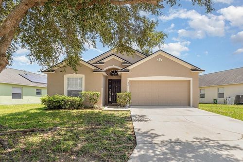 558 Knollwood Dr, DAVENPORT, FL, 33837-8749 | Card Image