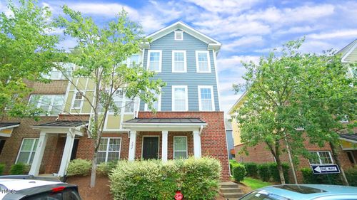 202 Dove Cottage Ln, Cary, NC, 27519-0505 | Card Image