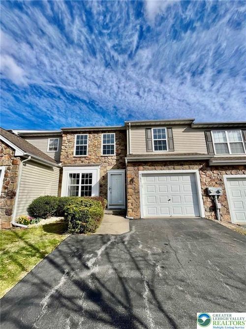 4131 Walter Rd, Bethlehem, PA, 18020-9349 | Card Image