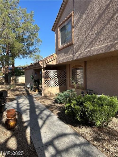 101-1600 N Torrey Pines Dr, Las Vegas, NV, 89108-2607 | Card Image