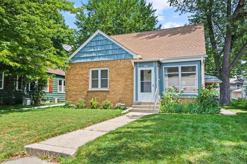 4452 N Sheffield Avenue, Shorewood, WI, 53211 | Card Image