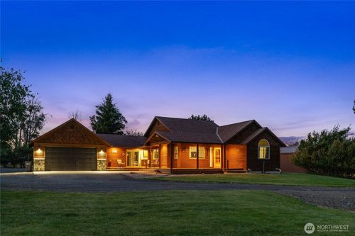 131 Aspen Dr, Ellensburg, WA, 98926-5519 | Card Image