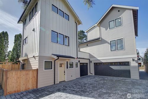 10216 40th Ave Sw, Seattle, WA, 98146-1128 | Card Image