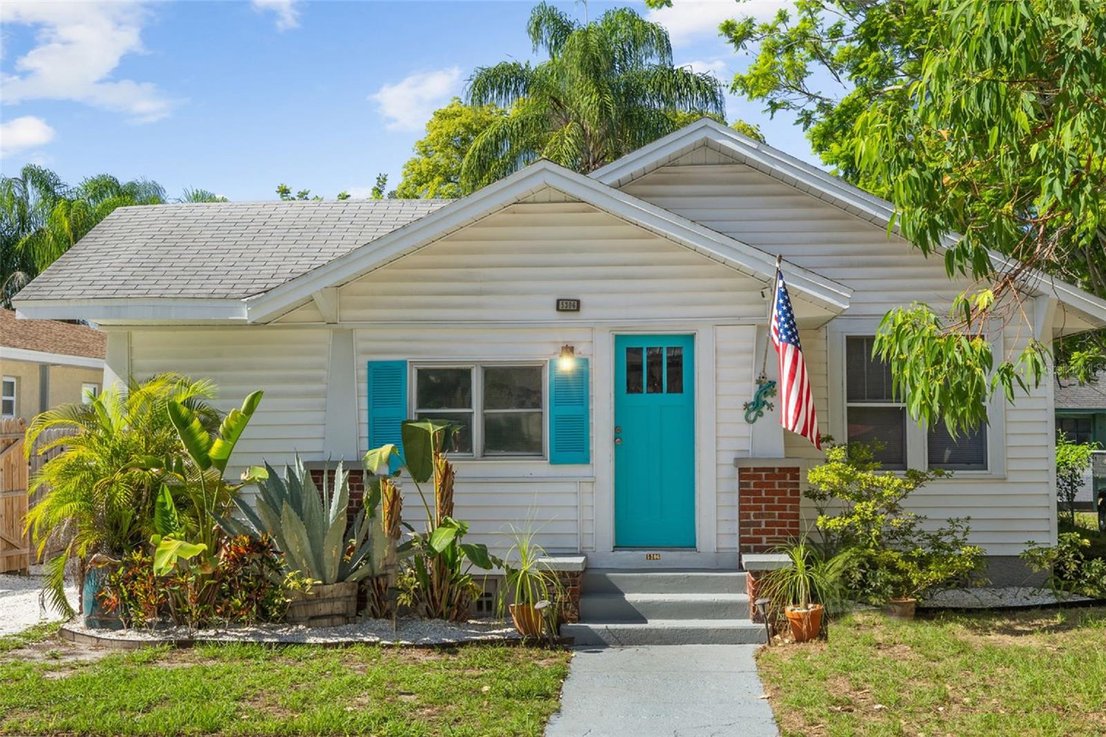 9th Ave, Gulfport, FL 33707