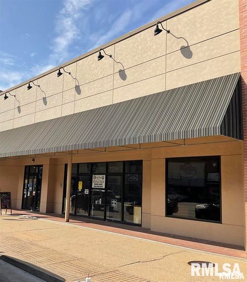 235 E Main St, Galesburg, IL, 61401-4708 | Card Image