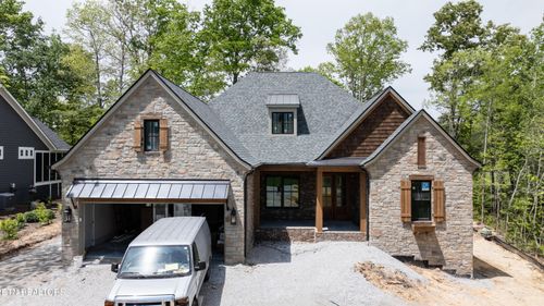 232 Forest Hill Dr, Crossville, TN, 38558-2807 | Card Image