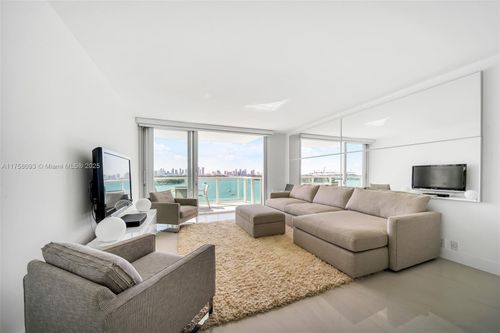 apt-1416-1000 West Ave, Miami Beach, FL, 33139-4729 | Card Image