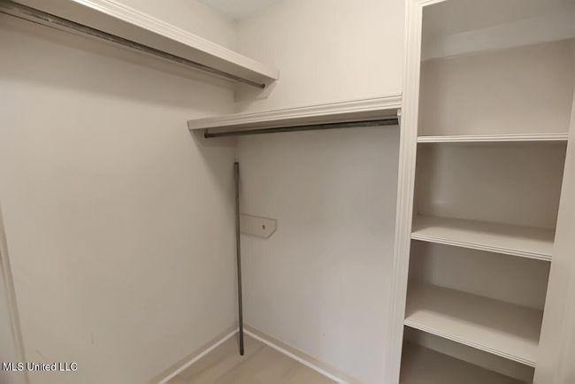 503 W Abbey Pl - 4 | Image 23