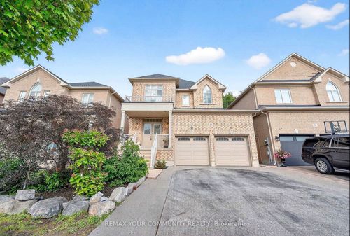 95 Chelsea Cres, Bradford, ON, L3Z0J7 | Card Image