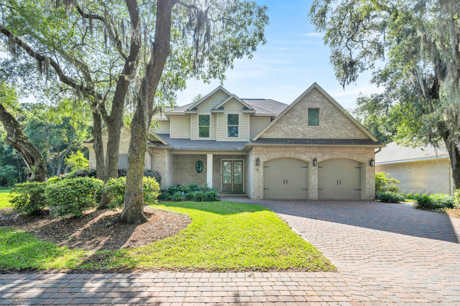 Plantation Oaks Dr, Mary Esther, FL 32569