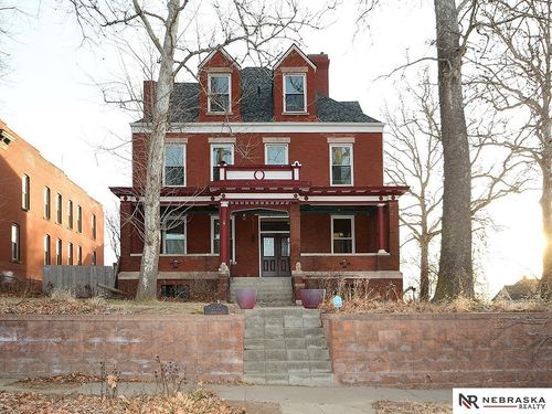 3825 S 25th St, Omaha, NE, 68107-1717 | Card Image