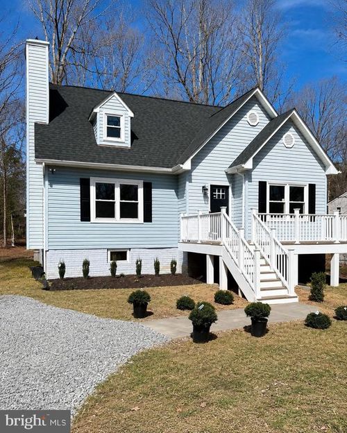203 Sea Cliff Dr, Ruther Glen, VA, 22546-1516 | Card Image