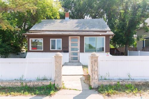 443 Lillooet Street W, Home with 0 bedrooms, 0 bathrooms and null parking in Moose Jaw SK | Card Image