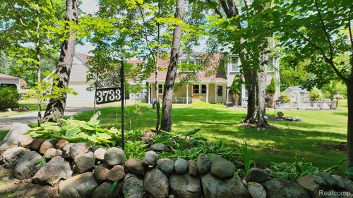 3733 N Hoover Ave, Gladwin, MI, 48624-7300 | Card Image