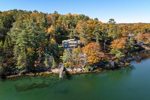 18 Crest Avenue, Boothbay Harbor, ME, 04538 | Card Image