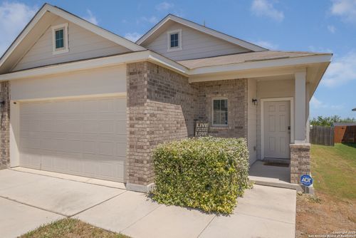 5418 Cicada Cir, Converse, TX, 78109-1833 | Card Image