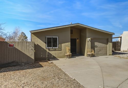 617 Turquoise Ct Ne, Albuquerque, NM, 87123-1670 | Card Image