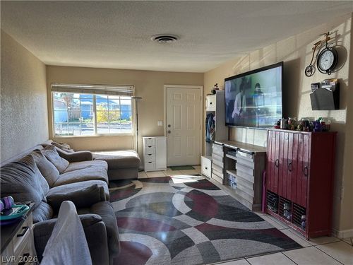 233 Ash St, Henderson, NV, 89015-5745 | Card Image