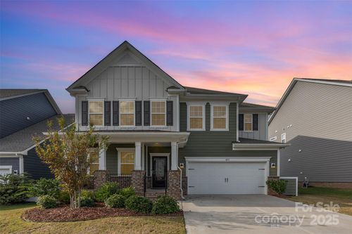 4033 Whipcord Dr, Waxhaw, NC, 28173-2027 | Card Image