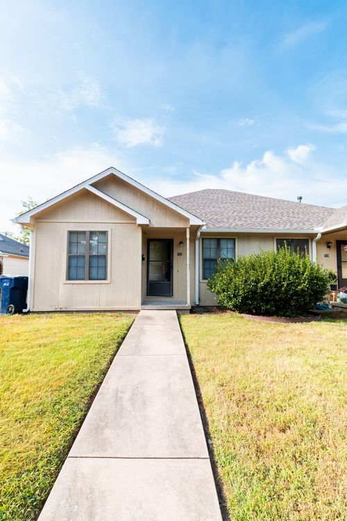 722 W 4th Street, Webb City, MO, 64870 | Card Image