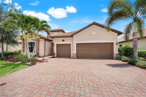 28087 Kerry Ct, BONITA SPRINGS, FL, 34135-8921 | Card Image