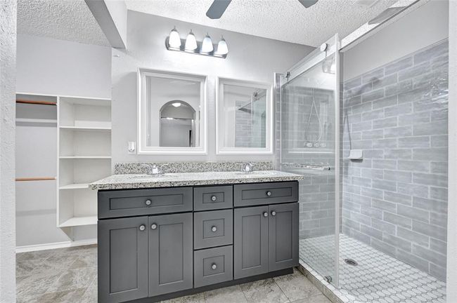 9630 W Withers Way Cir, House other with 3 bedrooms, 2 bathrooms and 2 parking in Houston TX | Image 19