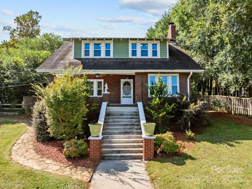 23 Boxwood Ter, Canton, NC, 28716-4409 | Card Image