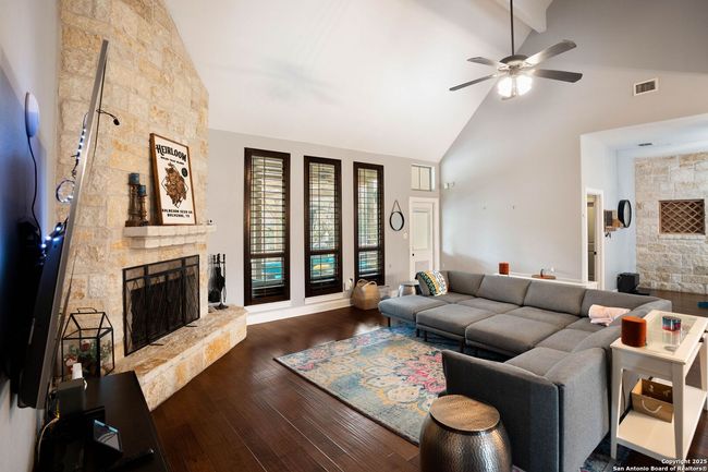 859 Indigo Run Dr, House other with 4 bedrooms, 3 bathrooms and null parking in Bulverde TX | Image 8