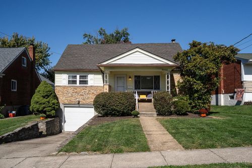 5662 Green Acres Ct, Cincinnati, OH, 45248-4226 | Card Image