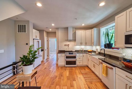 1-1201 W Virginia Ave Ne, WASHINGTON, DC, 20002-3817 | Card Image