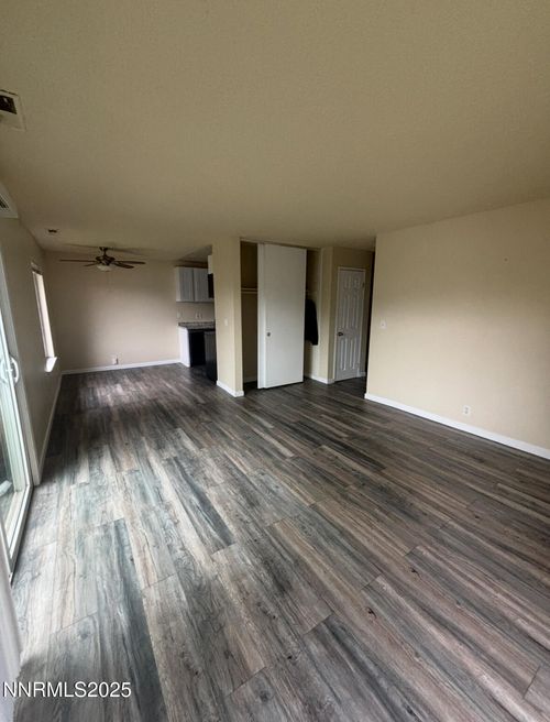 114-4604 Neil Rd, Reno, NV, 89502-5887 | Card Image