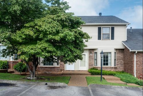 2214 Union Place Ct, Columbia, TN, 38401-5827 | Card Image