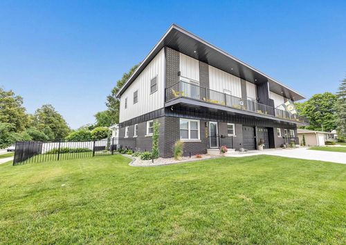 1749 S Oneida Street, GREEN BAY, WI, 54304 | Card Image