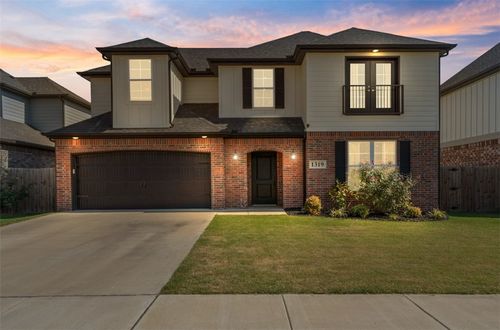 1319 Park St, Lowell, AR, 72745-6032 | Card Image