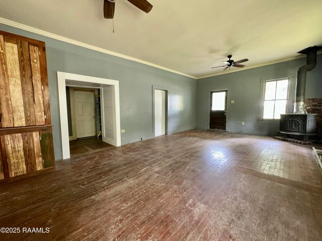 Living Room | Image 8