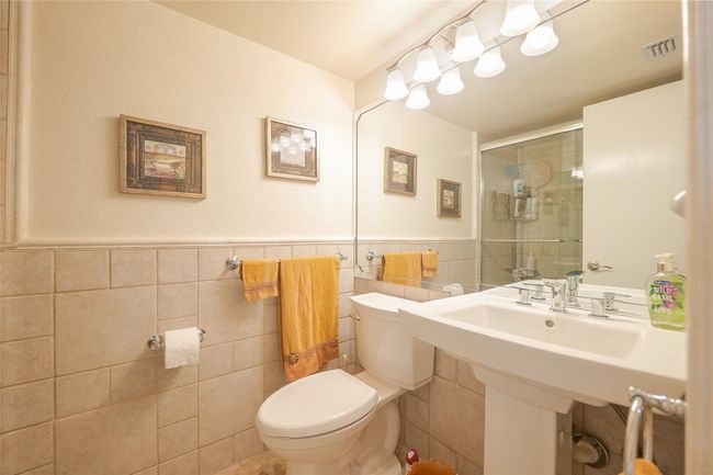 APT-807B - 3910 Inverrary Blvd, Condo with 2 bedrooms, 2 bathrooms and null parking in Lauderhill FL | Image 33