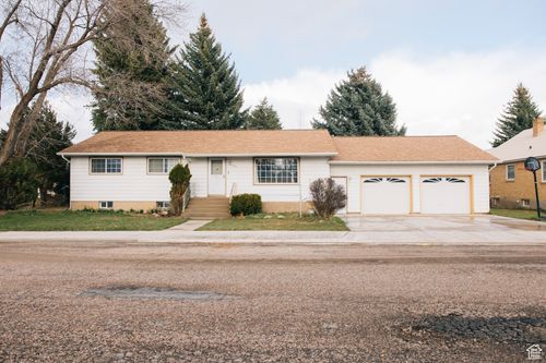 109 S 2nd W, Grace, ID, 83241-5279 | Card Image