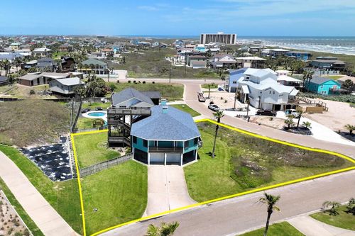 728 Sea Breeze Ln, Port Aransas, TX, 78373-5800 | Card Image